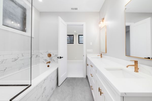Cost of Bathroom Installation in Eagle